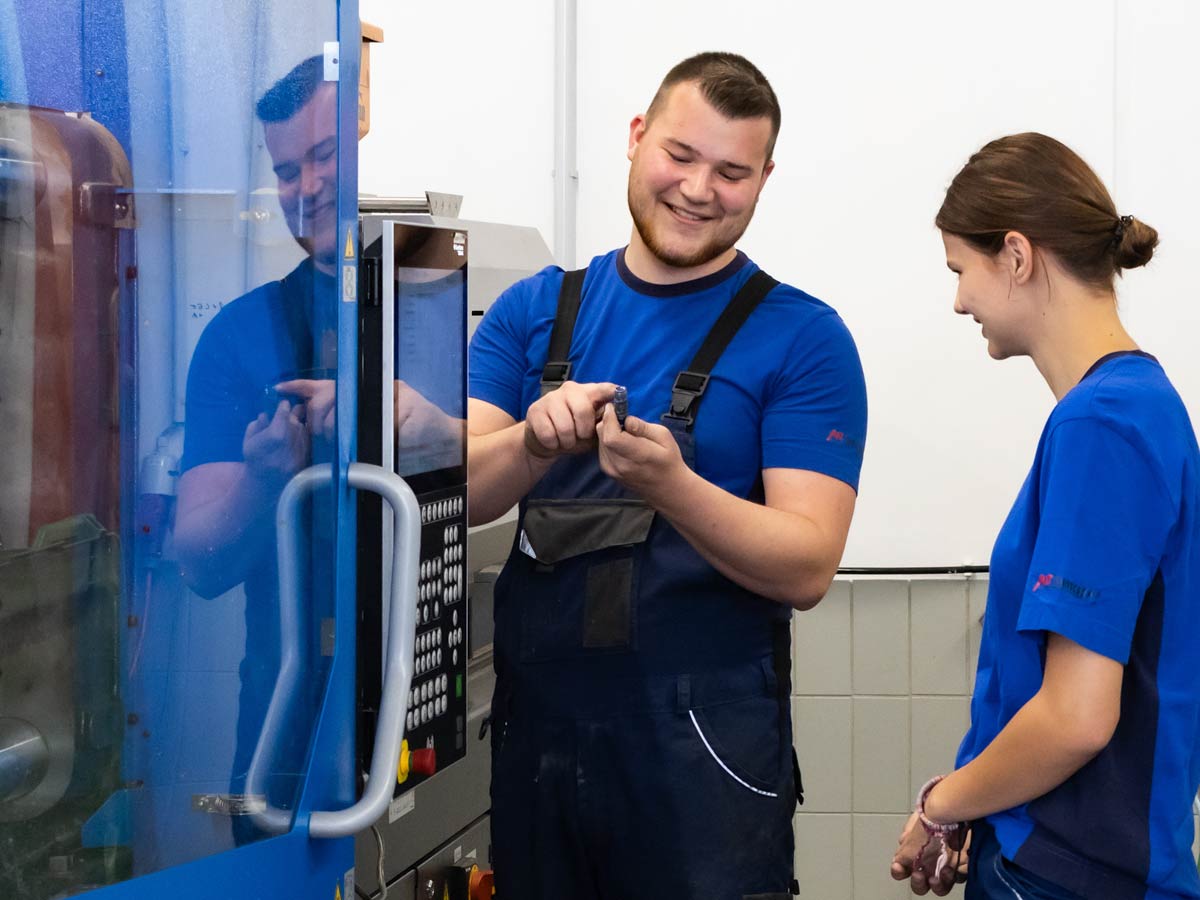 Mitarbeiter ZURBRÜGG PLASTECH